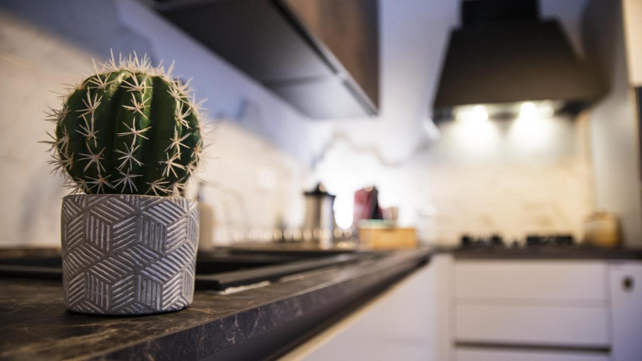Le Maioliche Apartment Palermo Ngoại thất bức ảnh